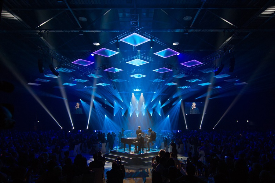 德國彩虹廣播獎活動策劃的舞美照明帶來了震撼的視覺效果 - 第13張 - 會展活動策劃CCASY.COM 德國彩虹廣播獎活動策劃的舞美照明帶來了震撼的視覺效果 - 第13張