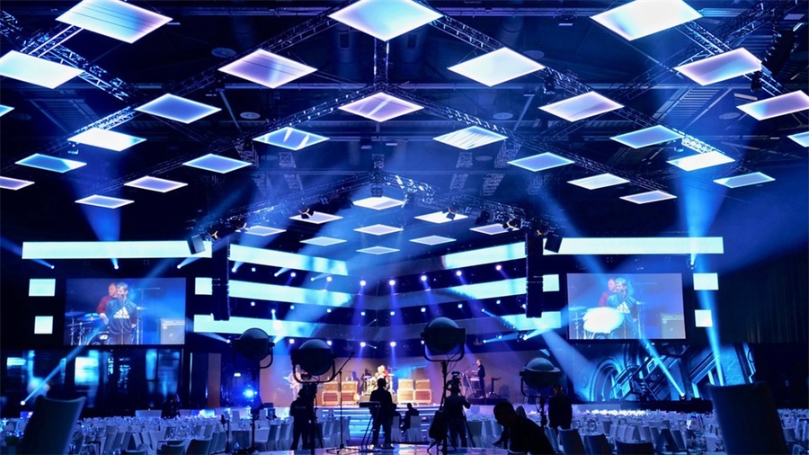 德國彩虹廣播獎活動策劃的舞美照明帶來了震撼的視覺效果 - 第17張 - 會展活動策劃CCASY.COM 德國彩虹廣播獎活動策劃的舞美照明帶來了震撼的視覺效果 - 第17張