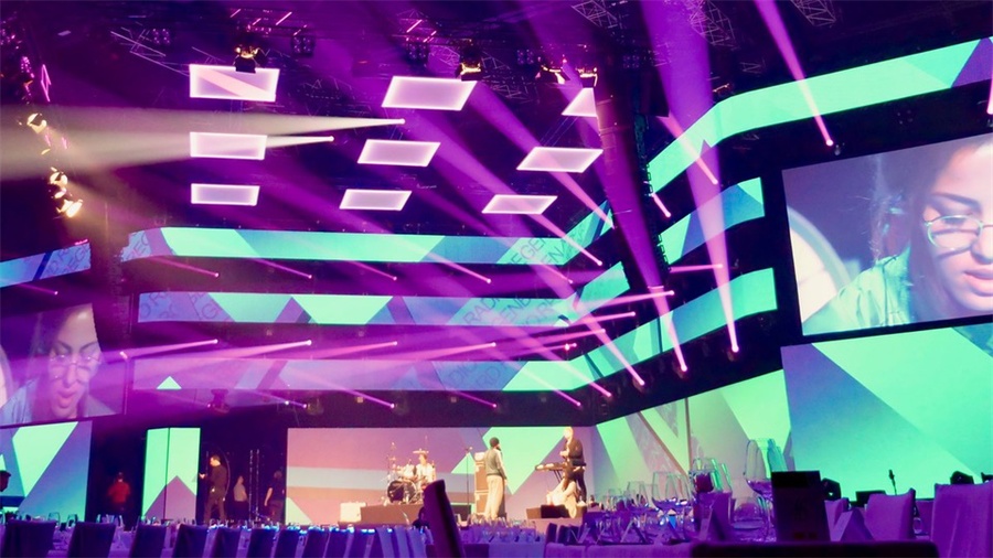 德國彩虹廣播獎活動策劃的舞美照明帶來了震撼的視覺效果 - 第19張 - 會展活動策劃CCASY.COM 德國彩虹廣播獎活動策劃的舞美照明帶來了震撼的視覺效果 - 第19張