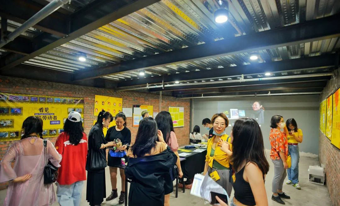 2020這場「黃色」女孩夏日派對活動策劃燃起了青年們躁動的心 - 第17張 - 會展活動策劃CCASY.COM 2020這場「黃色」女孩夏日派對活動策劃燃起了青年們躁動的心 - 第17張