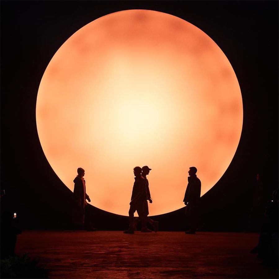 2020的這場時裝秋冬發(fā)布會活動策劃的那枚咸蛋黃很搶眼 - 第3張 - 會展活動策劃CCASY.COM 2020的這場時裝秋冬發(fā)布會活動策劃的那枚咸蛋黃很搶眼 - 第3張