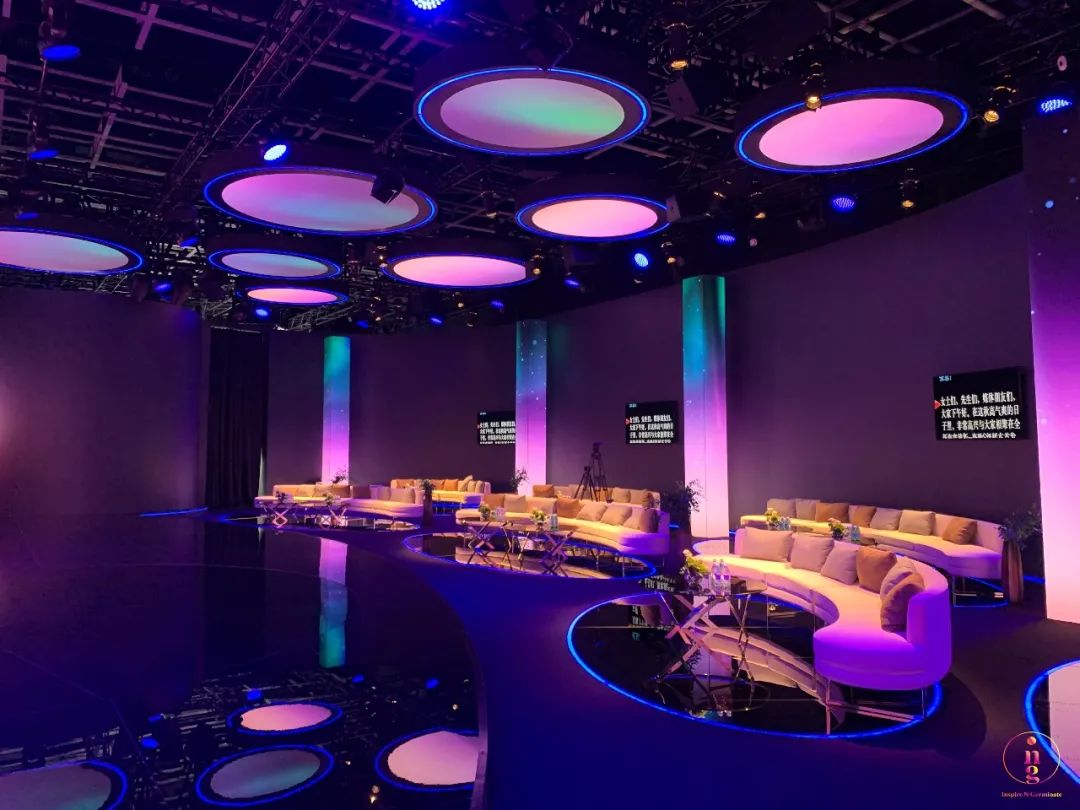 奔馳S級全球品鑒會活動策劃的舞美有一種柔和的美 - 第17張 - 會展活動策劃CCASY.COM 奔馳S級全球品鑒會活動策劃的舞美有一種柔和的美 - 第17張