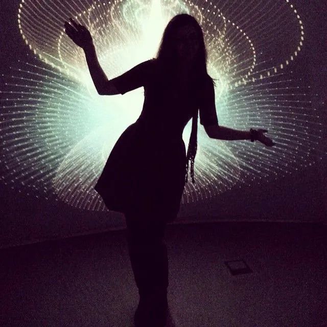 聽說這個時空交互式展覽活動策劃的裝置看起來像膜的洞穴 - 第5張 - 會展活動策劃CCASY.COM 聽說這個時空交互式展覽活動策劃的裝置看起來像膜的洞穴 - 第5張