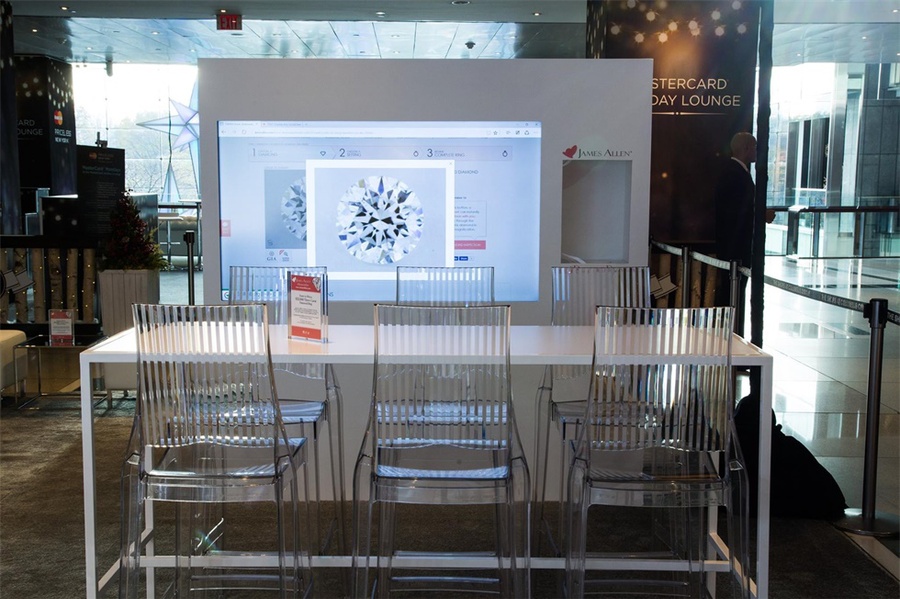 哥倫布環(huán)島的在線珠寶零售品牌線下快閃店活動(dòng)策劃太浪漫了 - 第4張 - 會(huì)展活動(dòng)策劃CCASY.COM 哥倫布環(huán)島的在線珠寶零售品牌線下快閃店活動(dòng)策劃太浪漫了 - 第4張