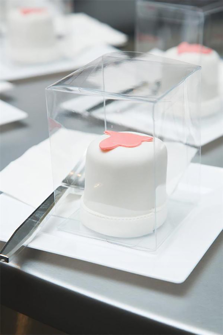 哥倫布環(huán)島的在線珠寶零售品牌線下快閃店活動(dòng)策劃太浪漫了 - 第11張 - 會(huì)展活動(dòng)策劃CCASY.COM 哥倫布環(huán)島的在線珠寶零售品牌線下快閃店活動(dòng)策劃太浪漫了 - 第11張