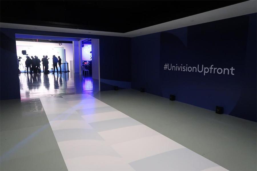 媒體視頻類(lèi)產(chǎn)品推介會(huì)活動(dòng)策劃連最礙事的珠子都變得十分炫酷 - 第7張 - 會(huì)展活動(dòng)策劃CCASY.COM 媒體視頻類(lèi)產(chǎn)品推介會(huì)活動(dòng)策劃連最礙事的珠子都變得十分炫酷 - 第7張