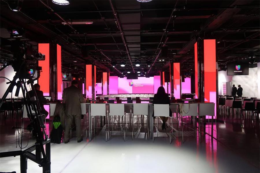 媒體視頻類(lèi)產(chǎn)品推介會(huì)活動(dòng)策劃連最礙事的珠子都變得十分炫酷 - 第9張 - 會(huì)展活動(dòng)策劃CCASY.COM 媒體視頻類(lèi)產(chǎn)品推介會(huì)活動(dòng)策劃連最礙事的珠子都變得十分炫酷 - 第9張