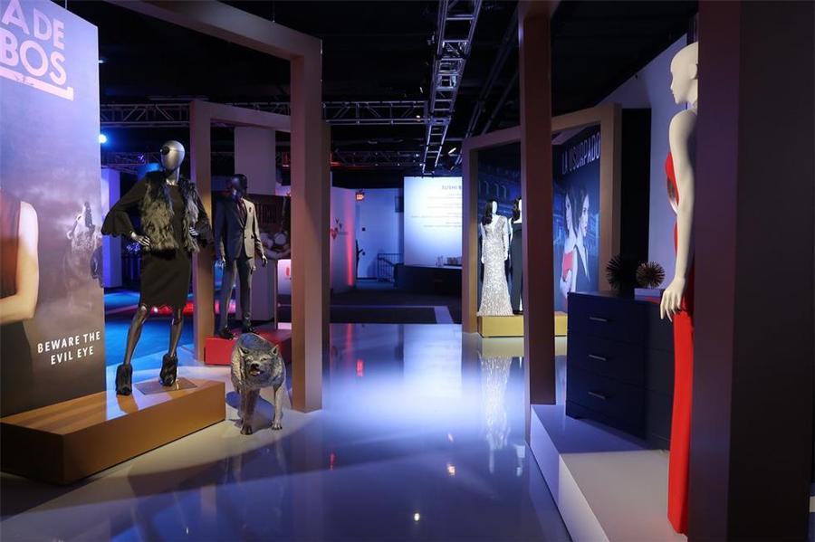 媒體視頻類(lèi)產(chǎn)品推介會(huì)活動(dòng)策劃連最礙事的珠子都變得十分炫酷 - 第25張 - 會(huì)展活動(dòng)策劃CCASY.COM 媒體視頻類(lèi)產(chǎn)品推介會(huì)活動(dòng)策劃連最礙事的珠子都變得十分炫酷 - 第25張