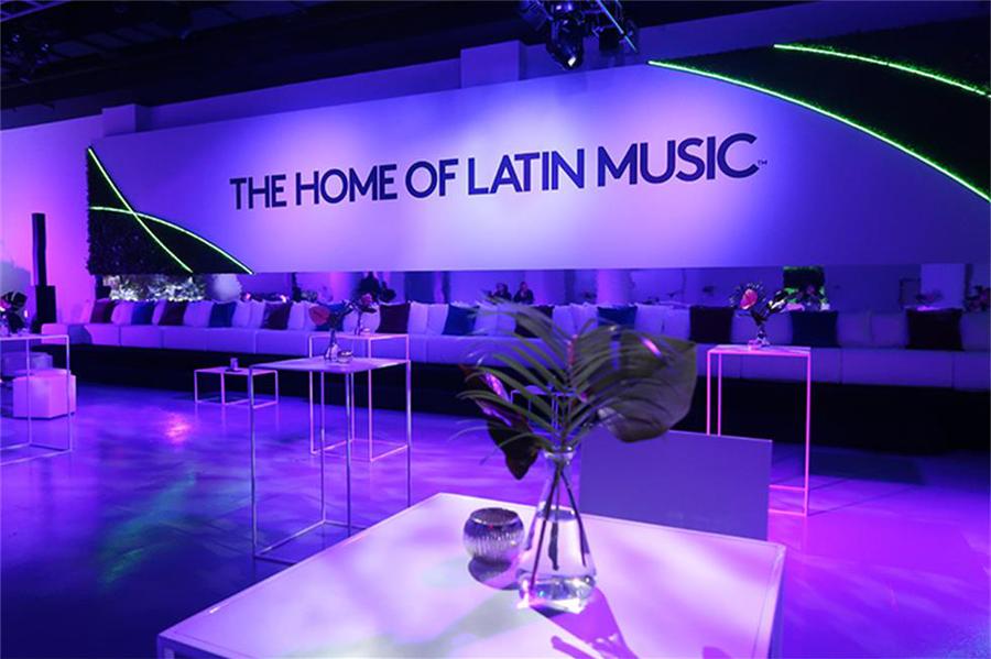 媒體視頻類(lèi)產(chǎn)品推介會(huì)活動(dòng)策劃連最礙事的珠子都變得十分炫酷 - 第28張 - 會(huì)展活動(dòng)策劃CCASY.COM 媒體視頻類(lèi)產(chǎn)品推介會(huì)活動(dòng)策劃連最礙事的珠子都變得十分炫酷 - 第28張