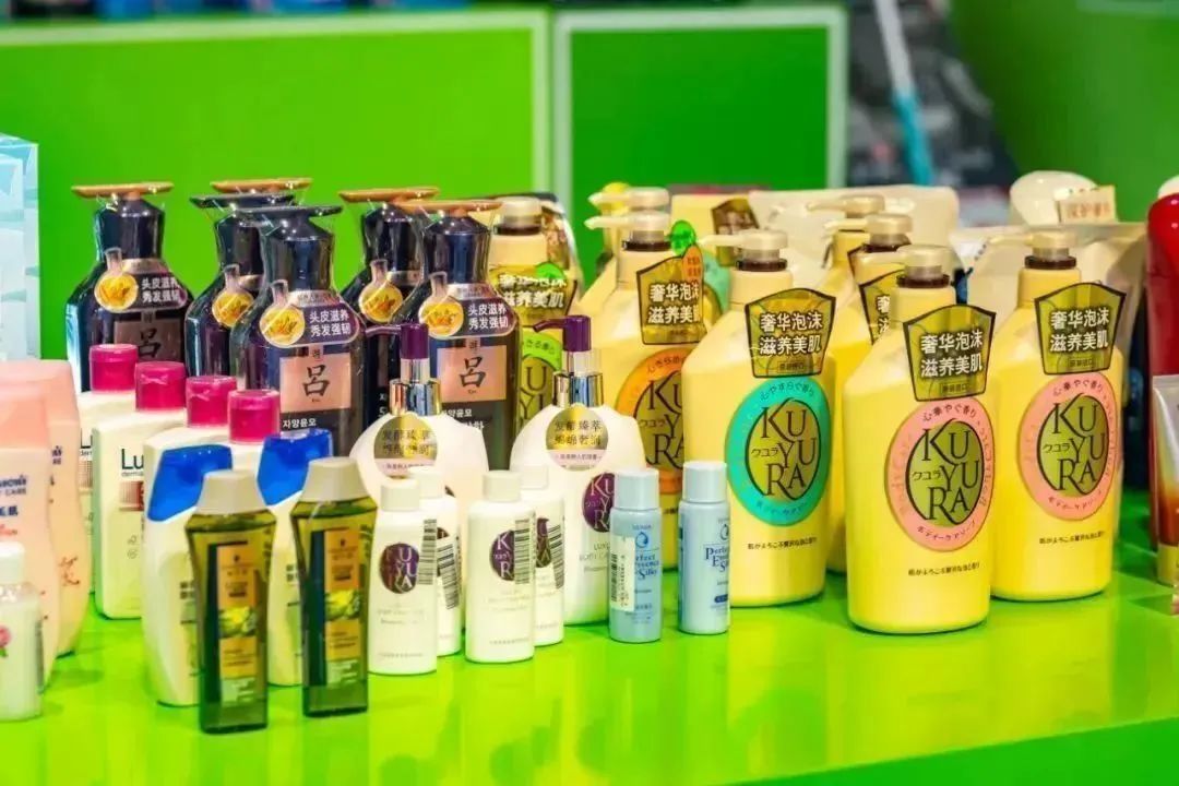 天貓雙十一預售選品快閃店活動策劃滿屏的珊瑚紅太震撼了 - 第22張 - 會展活動策劃CCASY.COM 天貓雙十一預售選品快閃店活動策劃滿屏的珊瑚紅太震撼了 - 第22張