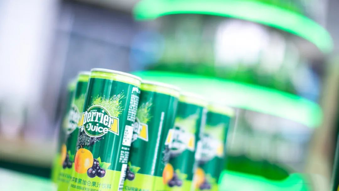 Perrier巴黎水巴適泡一夏快閃店活動(dòng)策劃了一個(gè)沉浸式的泡泡世界 - 第7張 - 會(huì)展活動(dòng)策劃CCASY.COM Perrier巴黎水巴適泡一夏快閃店活動(dòng)策劃了一個(gè)沉浸式的泡泡世界 - 第7張