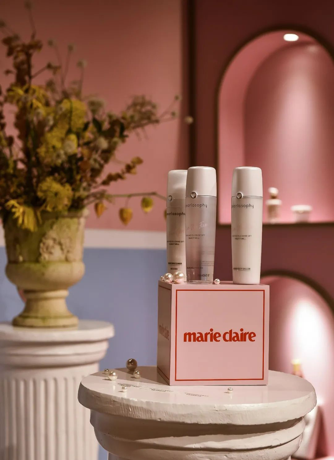 美妝界奧斯卡的嘉人百大賞展覽活動策劃展現(xiàn)了女性的美麗秘密 - 第16張 - 會展活動策劃CCASY.COM 美妝界奧斯卡的嘉人百大賞展覽活動策劃展現(xiàn)了女性的美麗秘密 - 第16張