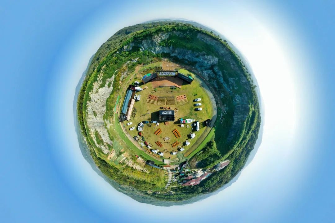 上汽大通的房車發(fā)布會(huì)活動(dòng)策劃了一場(chǎng)沉浸式的全系房車活動(dòng) - 第3張 - 會(huì)展活動(dòng)策劃CCASY.COM 上汽大通的房車發(fā)布會(huì)活動(dòng)策劃了一場(chǎng)沉浸式的全系房車活動(dòng) - 第3張