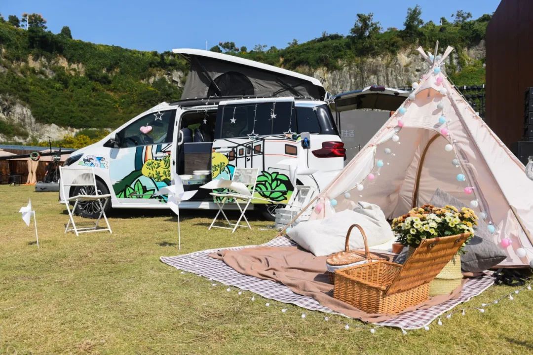 上汽大通的房車發(fā)布會(huì)活動(dòng)策劃了一場(chǎng)沉浸式的全系房車活動(dòng) - 第17張 - 會(huì)展活動(dòng)策劃CCASY.COM 上汽大通的房車發(fā)布會(huì)活動(dòng)策劃了一場(chǎng)沉浸式的全系房車活動(dòng) - 第17張