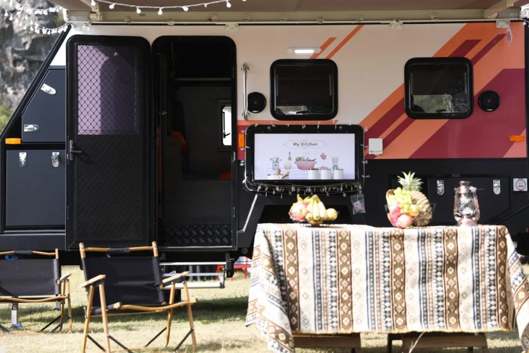 上汽大通的房車發(fā)布會(huì)活動(dòng)策劃了一場(chǎng)沉浸式的全系房車活動(dòng) - 第20張 - 會(huì)展活動(dòng)策劃CCASY.COM 上汽大通的房車發(fā)布會(huì)活動(dòng)策劃了一場(chǎng)沉浸式的全系房車活動(dòng) - 第20張