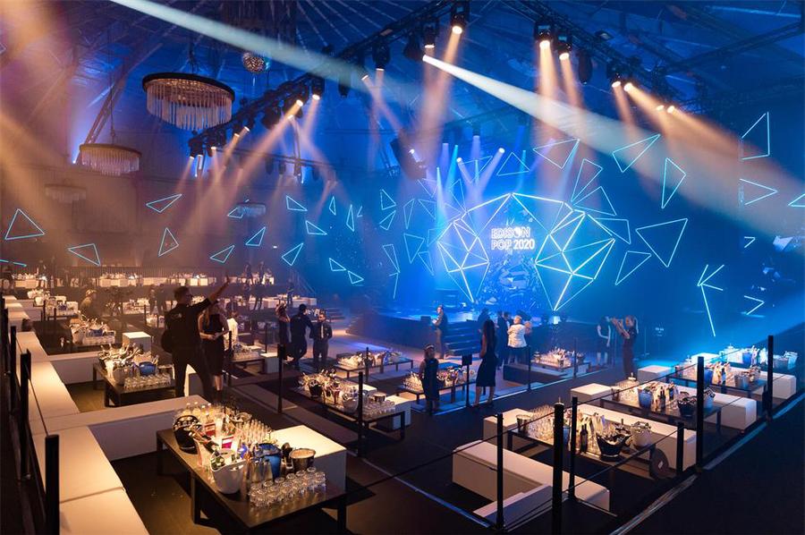 2020愛(ài)迪生流行音樂(lè)頒獎(jiǎng)典禮活動(dòng)策劃再掀流行時(shí)尚潮流 - 第2張 - 會(huì)展活動(dòng)策劃CCASY.COM 2020愛(ài)迪生流行音樂(lè)頒獎(jiǎng)典禮活動(dòng)策劃再掀流行時(shí)尚潮流 - 第2張