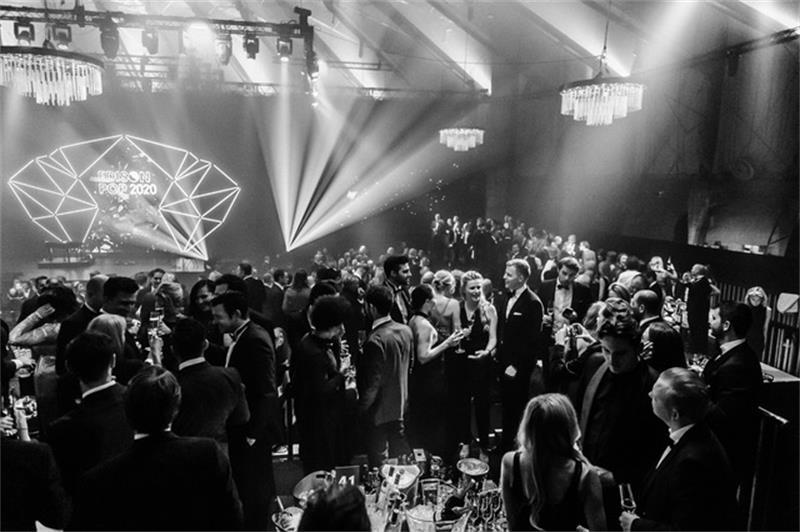 2020愛(ài)迪生流行音樂(lè)頒獎(jiǎng)典禮活動(dòng)策劃再掀流行時(shí)尚潮流 - 第3張 - 會(huì)展活動(dòng)策劃CCASY.COM 2020愛(ài)迪生流行音樂(lè)頒獎(jiǎng)典禮活動(dòng)策劃再掀流行時(shí)尚潮流 - 第3張