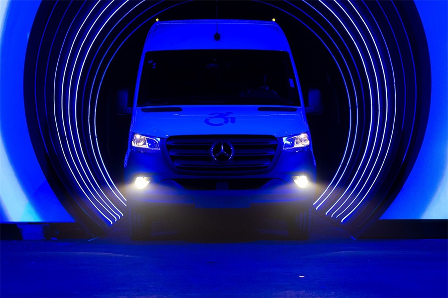 奔馳斯賓特( Sprinter)巴西發(fā)布會(huì)活動(dòng)策劃互動(dòng)體驗(yàn)感更足些 - 第23張 - 會(huì)展活動(dòng)策劃CCASY.COM 奔馳斯賓特( Sprinter)巴西發(fā)布會(huì)活動(dòng)策劃互動(dòng)體驗(yàn)感更足些 - 第23張