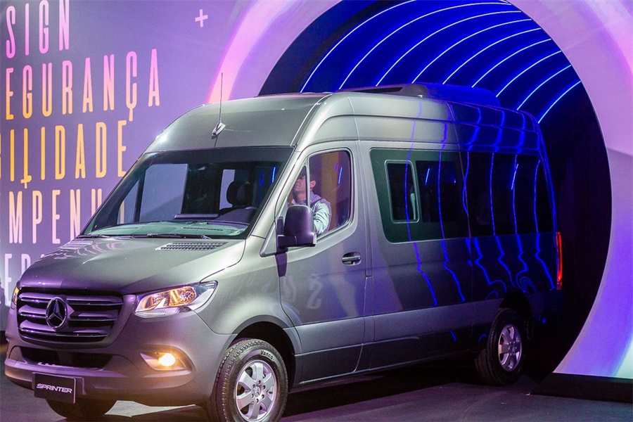 奔馳斯賓特( Sprinter)巴西發(fā)布會(huì)活動(dòng)策劃互動(dòng)體驗(yàn)感更足些 - 第22張 - 會(huì)展活動(dòng)策劃CCASY.COM 奔馳斯賓特( Sprinter)巴西發(fā)布會(huì)活動(dòng)策劃互動(dòng)體驗(yàn)感更足些 - 第22張