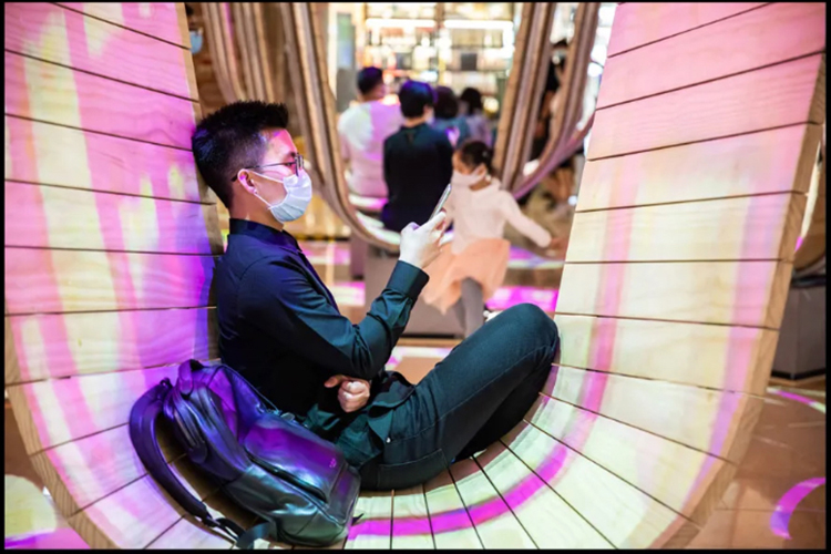 藝術(shù)展覽活動(dòng)策劃裝置「請(qǐng)就座」彰顯了對(duì)可持續(xù)發(fā)展的重視 - 第9張 - 會(huì)展活動(dòng)策劃CCASY.COM 藝術(shù)展覽活動(dòng)策劃裝置「請(qǐng)就座」彰顯了對(duì)可持續(xù)發(fā)展的重視 - 第9張