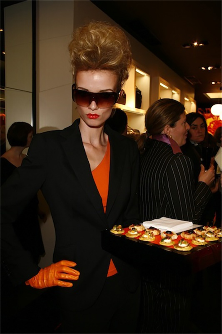 新秀麗黑標(biāo)首爾發(fā)布會派對活動策劃了一系列高端的全球時尚活動 - 第6張 - 會展活動策劃CCASY.COM 新秀麗黑標(biāo)首爾發(fā)布會派對活動策劃了一系列高端的全球時尚活動 - 第6張