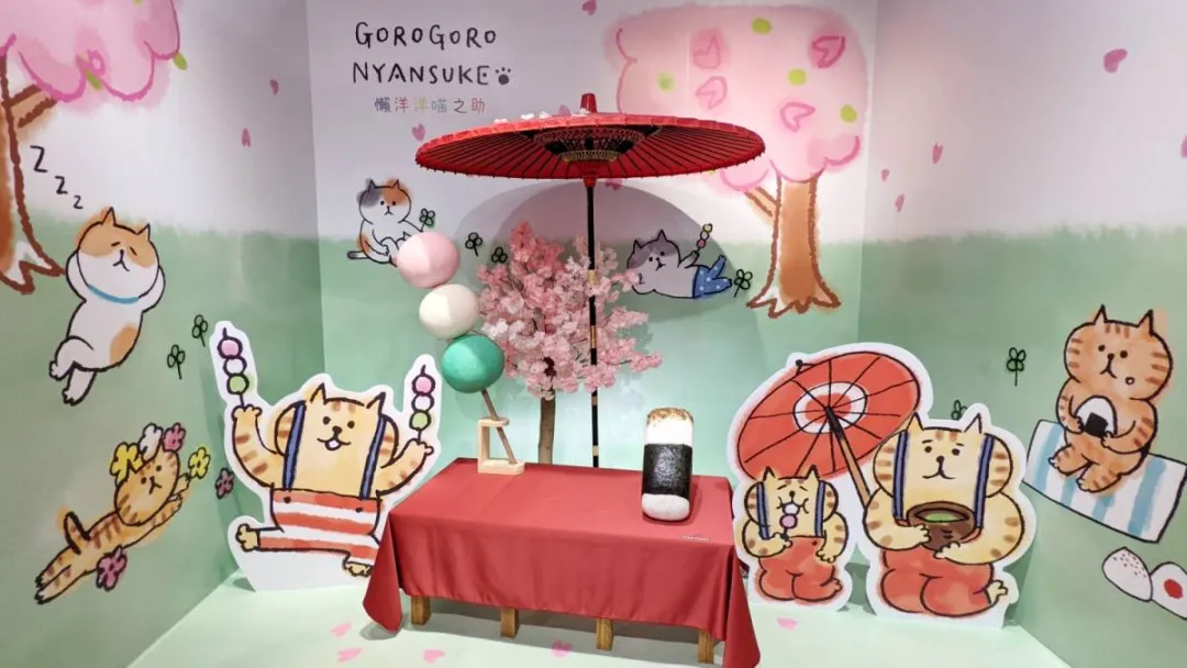 躲貓貓櫻花季快閃店活動策劃太粉萌了，快來與貓咪合拍萌照吧