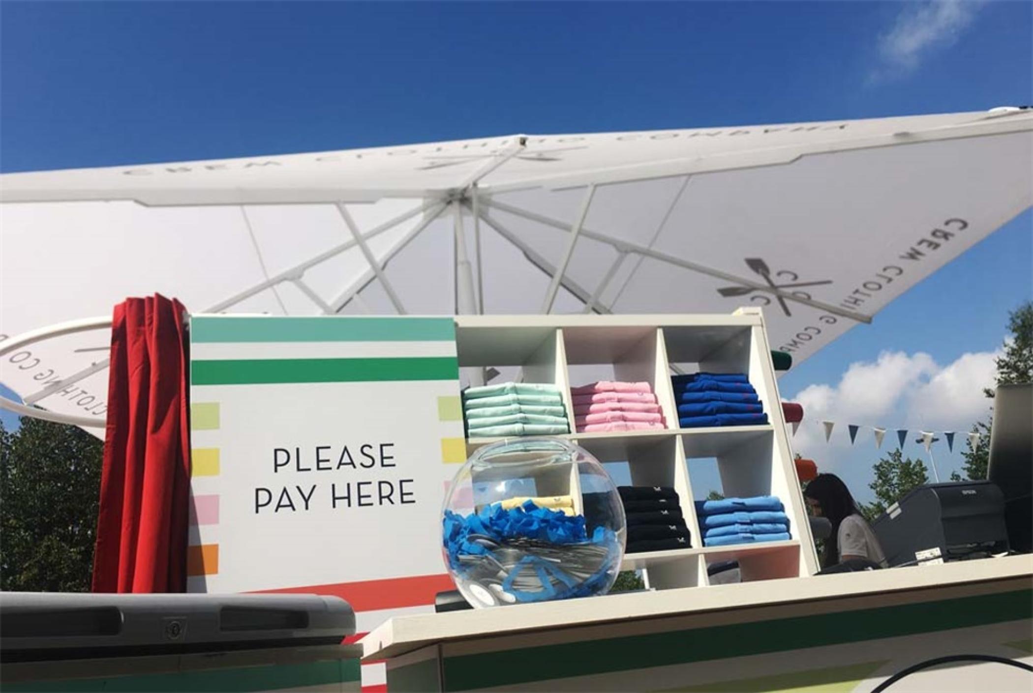 Crew服飾品牌快閃式活動策劃現(xiàn)場高爾夫球推桿活動贏馬球衫 - 第7張 - 會展活動策劃CCASY.COM Crew服飾品牌快閃式活動策劃現(xiàn)場高爾夫球推桿活動贏馬球衫 - 第7張