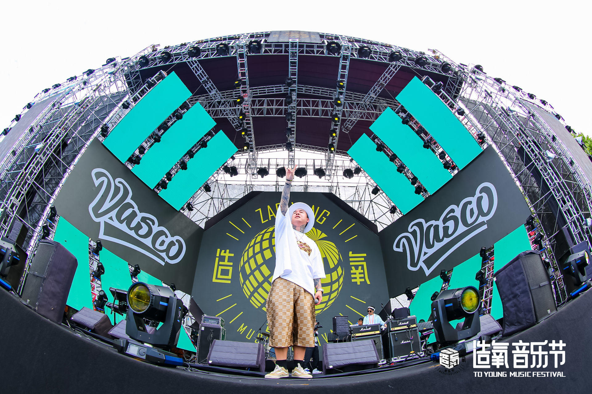「造氧歸來·燃夏2021」鄭州銀基造氧音樂節(jié)活動策劃酷炫嗨起 - 第19張 - 會展活動策劃CCASY.COM 「造氧歸來·燃夏2021」鄭州銀基造氧音樂節(jié)活動策劃酷炫嗨起 - 第19張