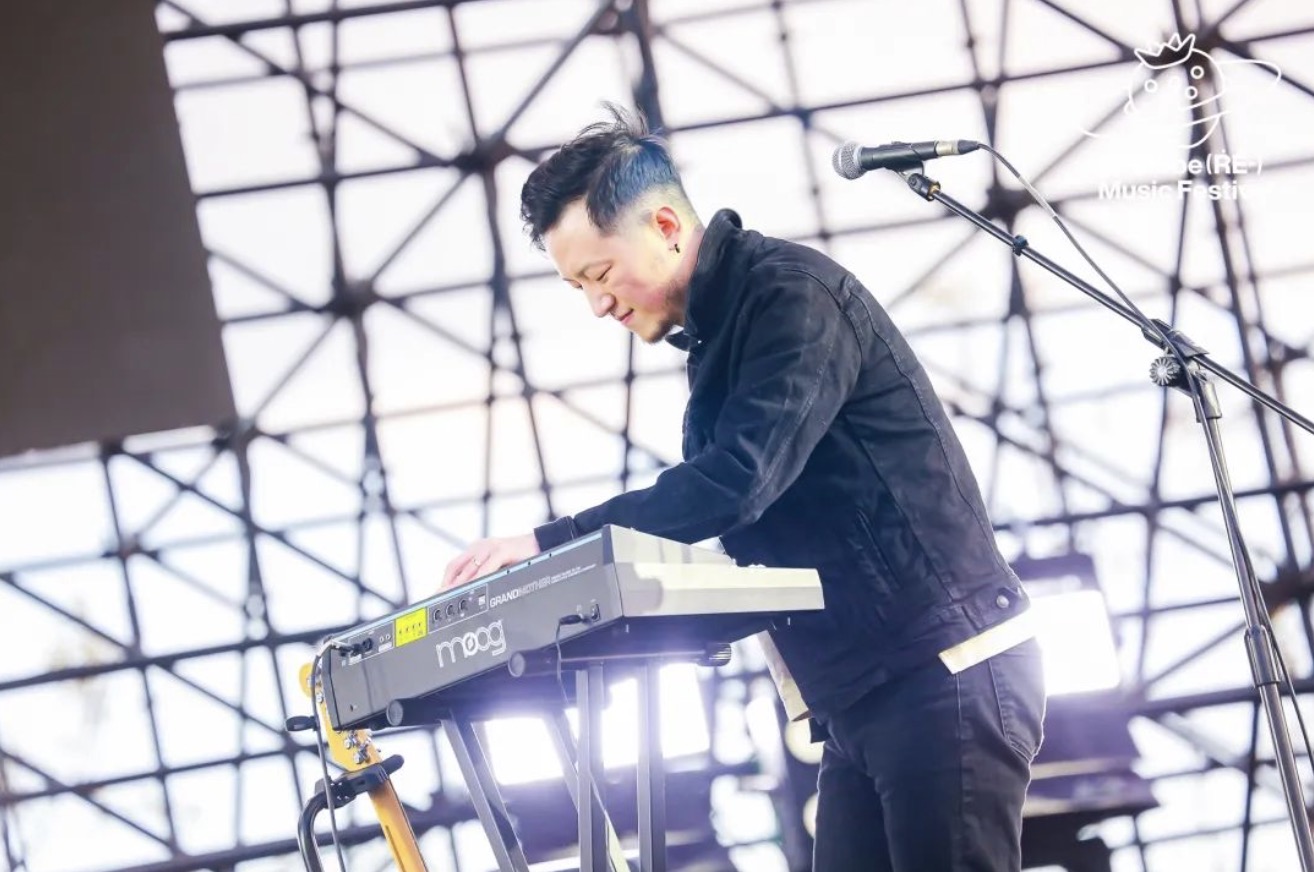 北京草莓音樂節(jié)活動策劃用另類的聲音豐富了獨(dú)立音樂的博物志 - 第5張 - 會展活動策劃CCASY.COM 北京草莓音樂節(jié)活動策劃用另類的聲音豐富了獨(dú)立音樂的博物志 - 第5張