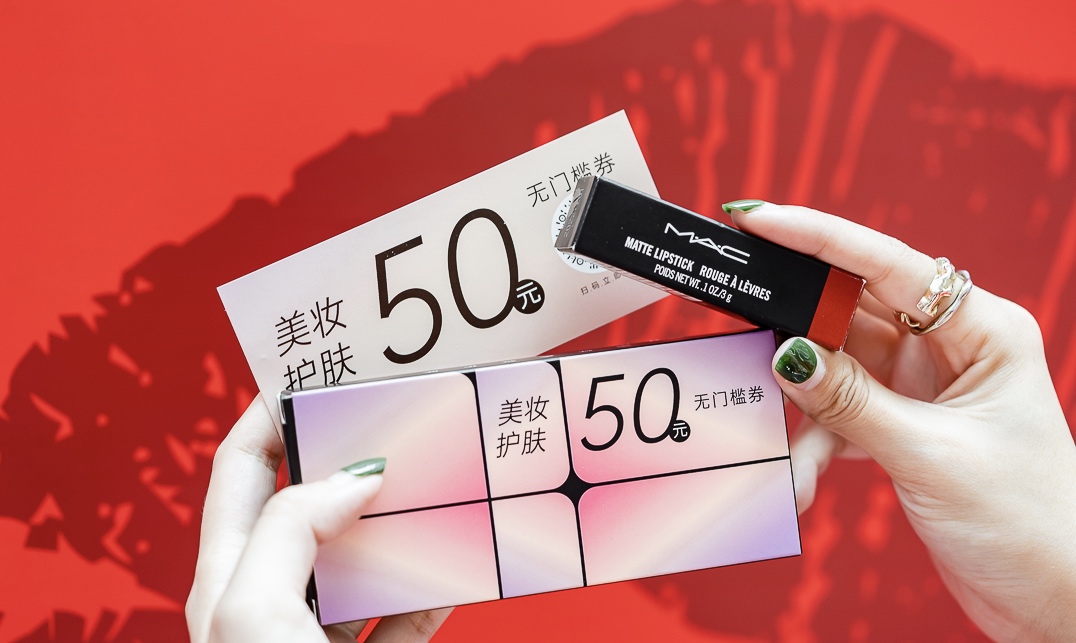 「少女的100個(gè)口紅色號(hào)」為名的深圳口紅展覽活動(dòng)策劃浪漫開(kāi)篇 - 第11張 - 會(huì)展活動(dòng)策劃CCASY.COM 「少女的100個(gè)口紅色號(hào)」為名的深圳口紅展覽活動(dòng)策劃浪漫開(kāi)篇 - 第11張