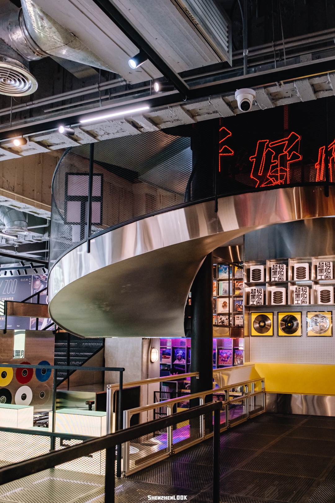 「中國(guó)唱片好好好好聽(tīng)」黑膠展覽活動(dòng)策劃三個(gè)充實(shí)歡樂(lè)的主題展館 - 第25張 - 會(huì)展活動(dòng)策劃CCASY.COM 「中國(guó)唱片好好好好聽(tīng)」黑膠展覽活動(dòng)策劃三個(gè)充實(shí)歡樂(lè)的主題展館 - 第25張