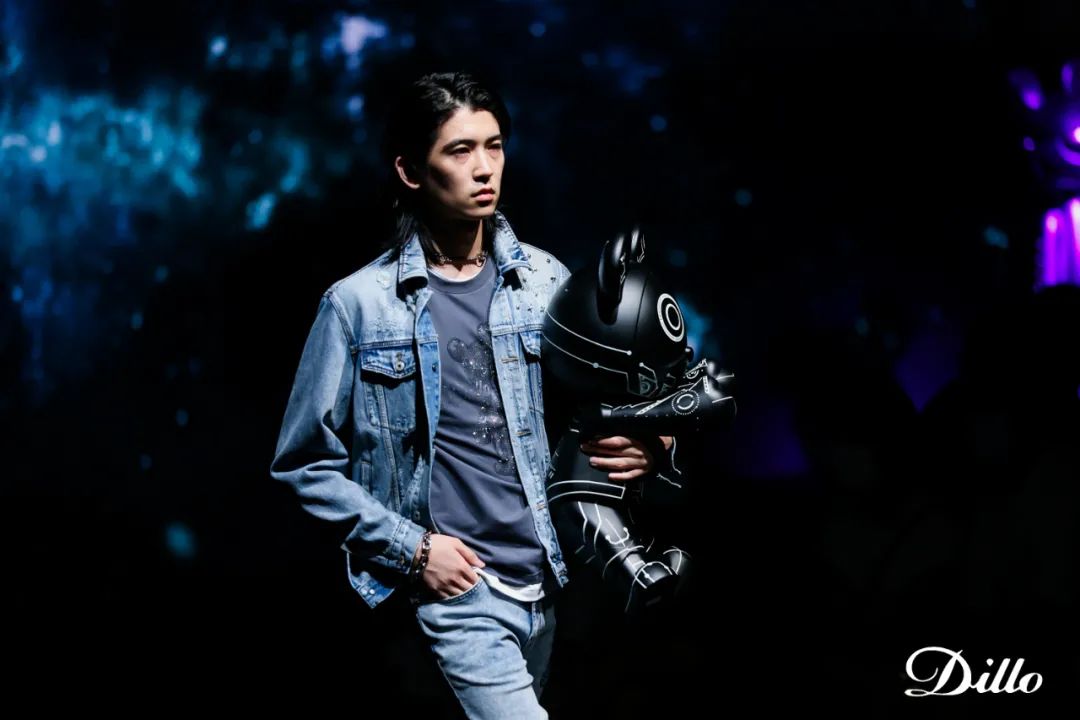 DILLO2022春夏發(fā)布活動(dòng)策劃秀出時(shí)尚更多與眾不同的玩法和創(chuàng)造 - 第8張 - 會(huì)展活動(dòng)策劃CCASY.COM DILLO2022春夏發(fā)布活動(dòng)策劃秀出時(shí)尚更多與眾不同的玩法和創(chuàng)造 - 第8張