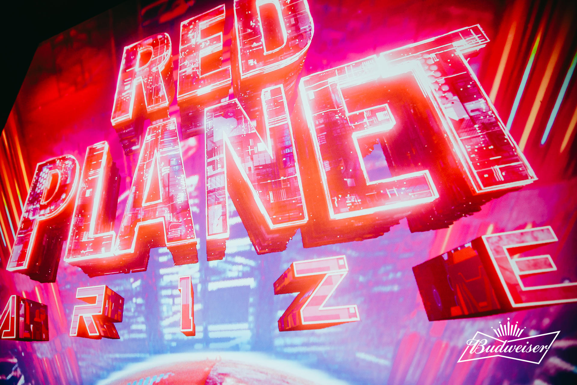 百威紅色星球星球電音節(jié)活動策劃滿是賽博朋克元素 - 第1張 - 會展活動策劃CCASY.COM 百威紅色星球星球電音節(jié)活動策劃滿是賽博朋克元素 - 第1張