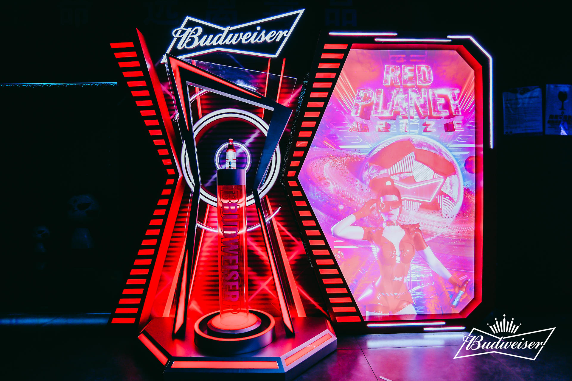 百威紅色星球星球電音節(jié)活動策劃滿是賽博朋克元素 - 第3張 - 會展活動策劃CCASY.COM 百威紅色星球星球電音節(jié)活動策劃滿是賽博朋克元素 - 第3張