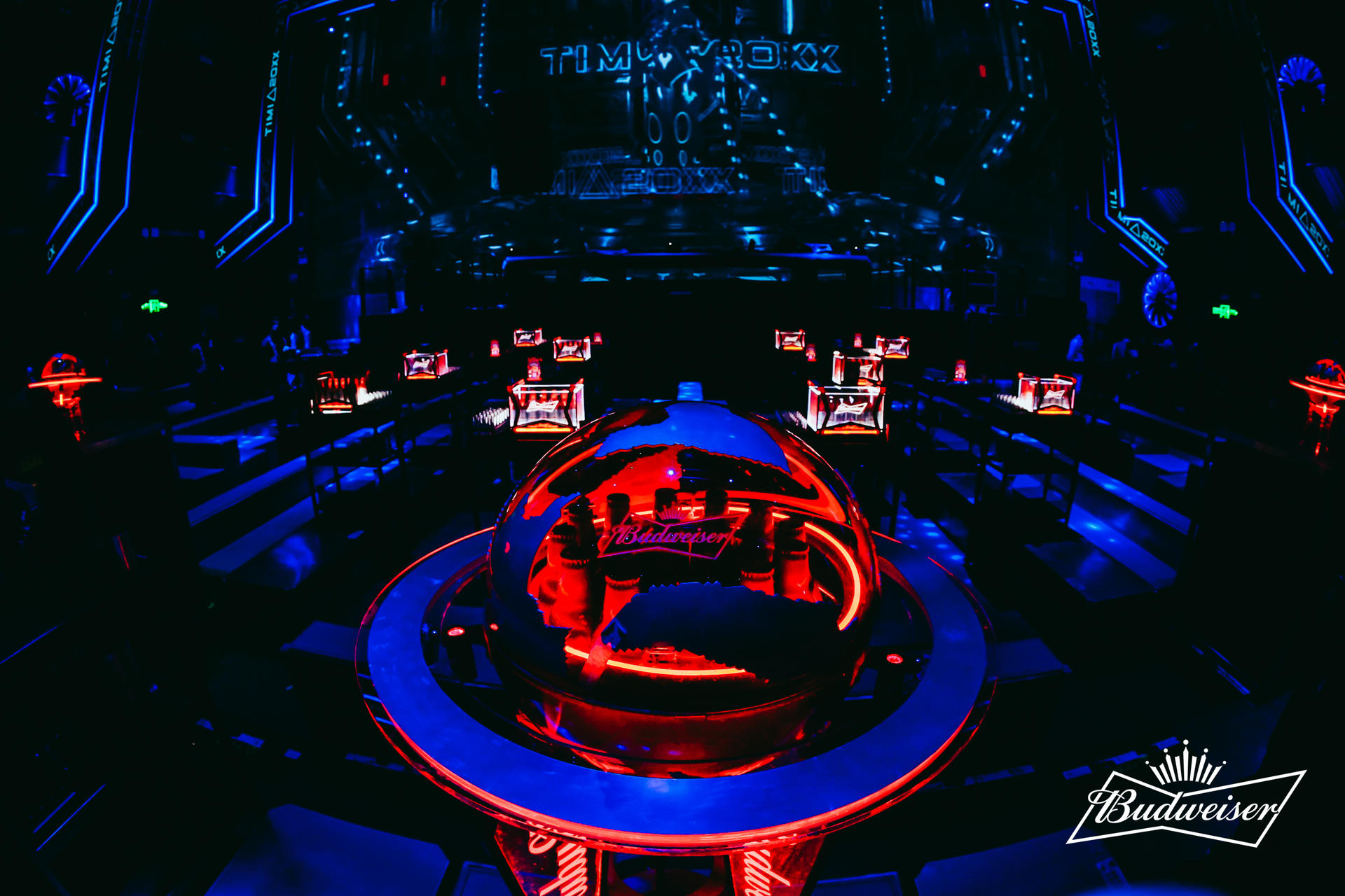 百威紅色星球星球電音節(jié)活動策劃滿是賽博朋克元素 - 第17張 - 會展活動策劃CCASY.COM 百威紅色星球星球電音節(jié)活動策劃滿是賽博朋克元素 - 第17張