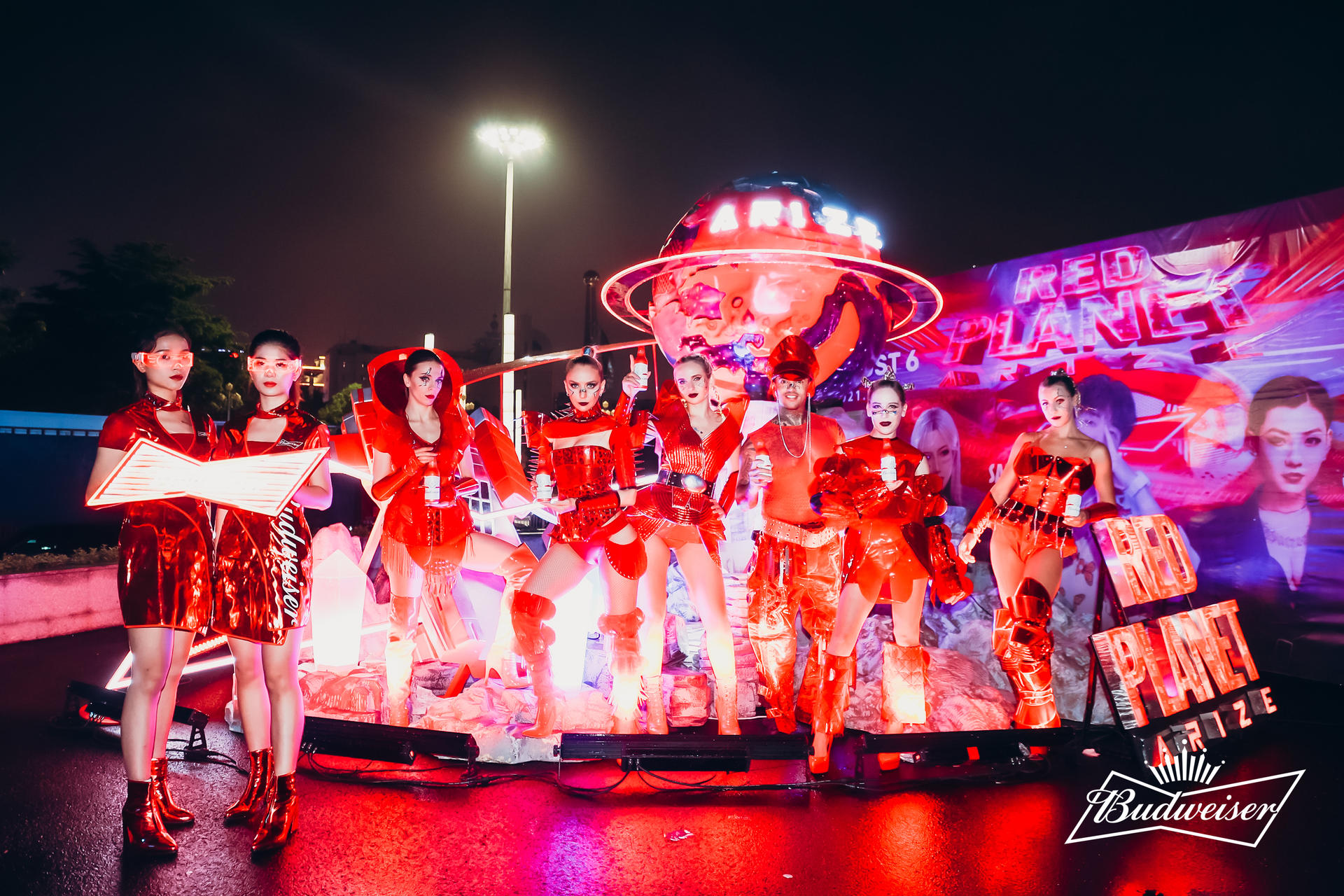 百威紅色星球星球電音節(jié)活動策劃滿是賽博朋克元素 - 第36張 - 會展活動策劃CCASY.COM 百威紅色星球星球電音節(jié)活動策劃滿是賽博朋克元素 - 第36張