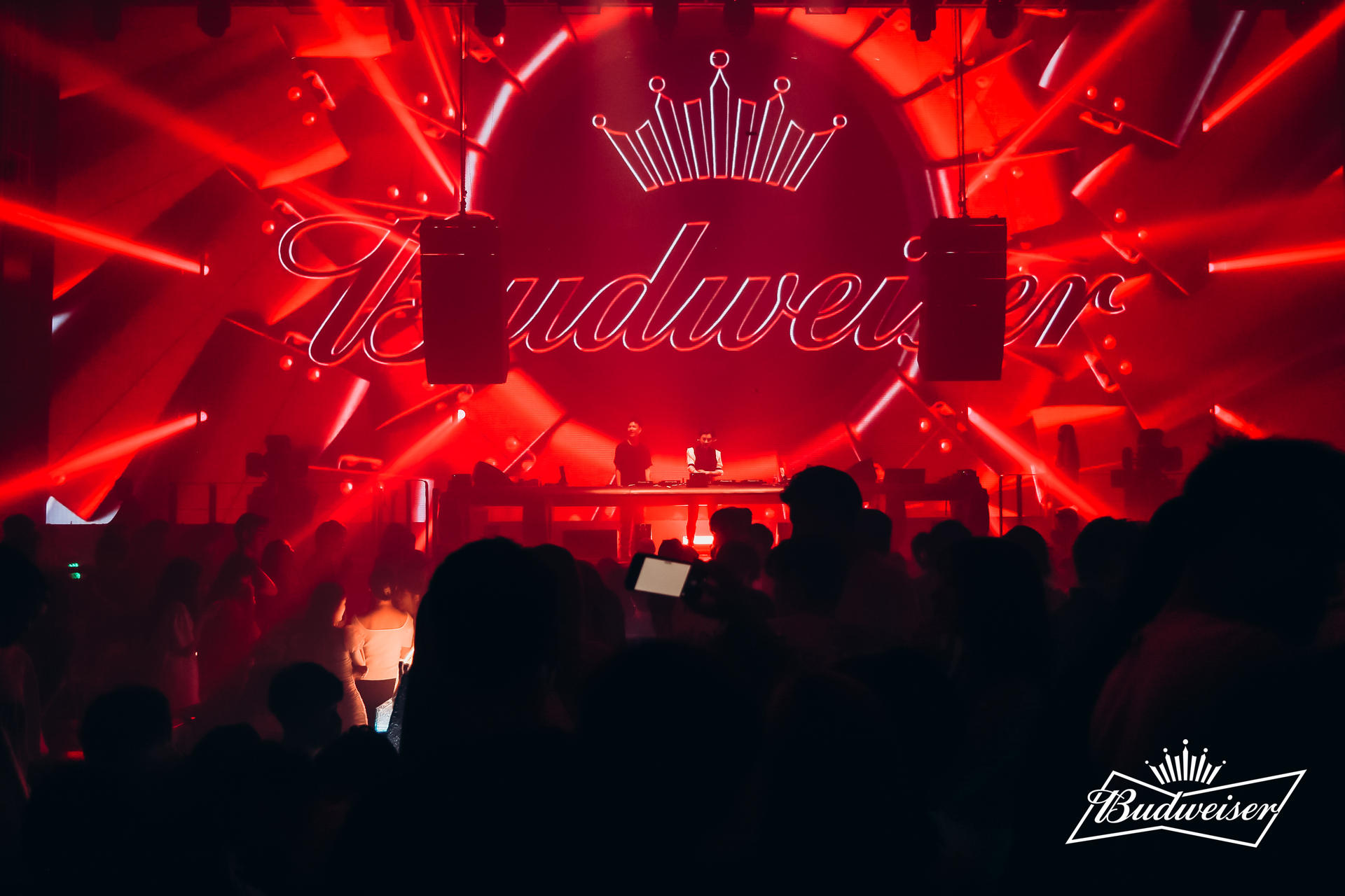 百威紅色星球星球電音節(jié)活動策劃滿是賽博朋克元素 - 第41張 - 會展活動策劃CCASY.COM 百威紅色星球星球電音節(jié)活動策劃滿是賽博朋克元素 - 第41張