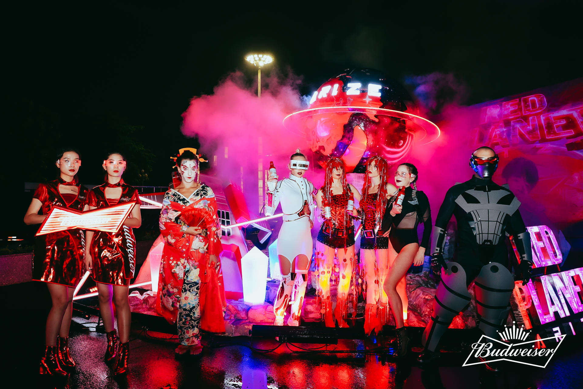 百威紅色星球星球電音節(jié)活動策劃滿是賽博朋克元素 - 第53張 - 會展活動策劃CCASY.COM 百威紅色星球星球電音節(jié)活動策劃滿是賽博朋克元素 - 第53張