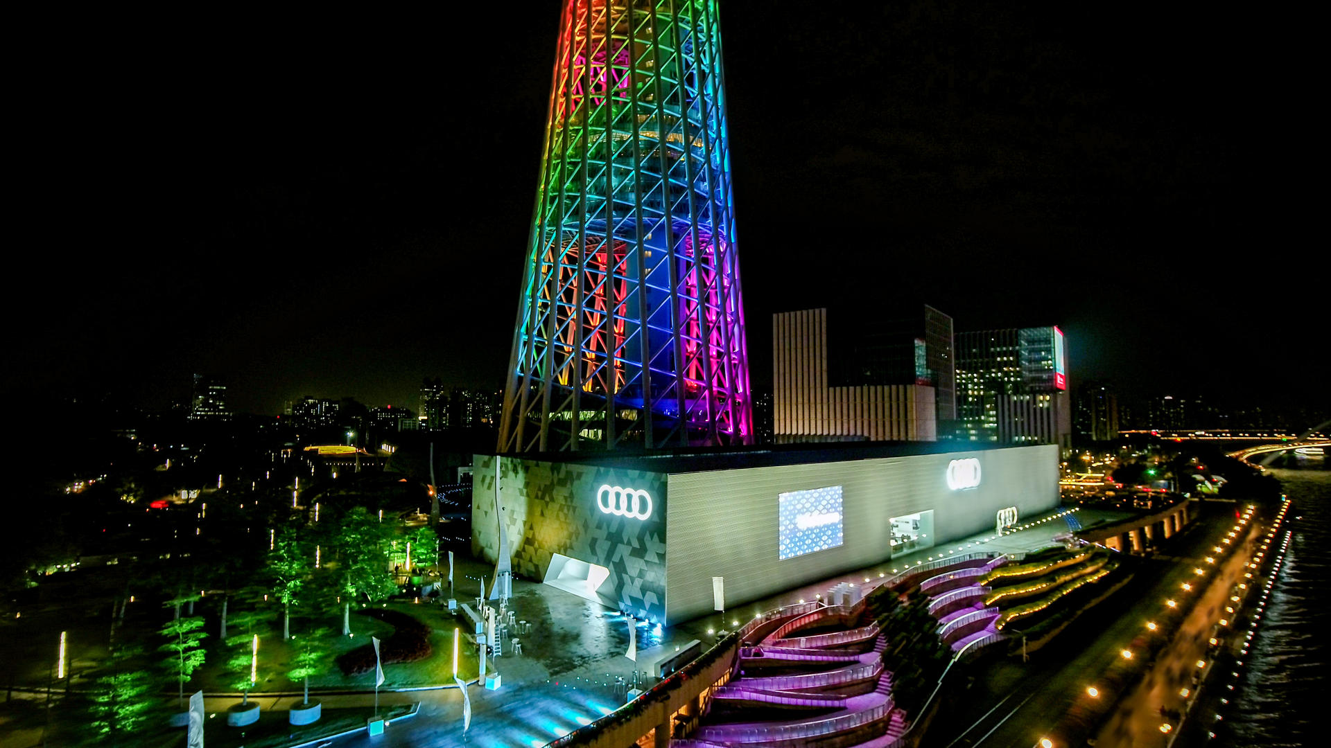 奧迪未來盛典活動策劃在廣州塔下打造了一個三重體驗空間 - 第2張 - 會展活動策劃CCASY.COM 奧迪未來盛典活動策劃在廣州塔下打造了一個三重體驗空間 - 第2張