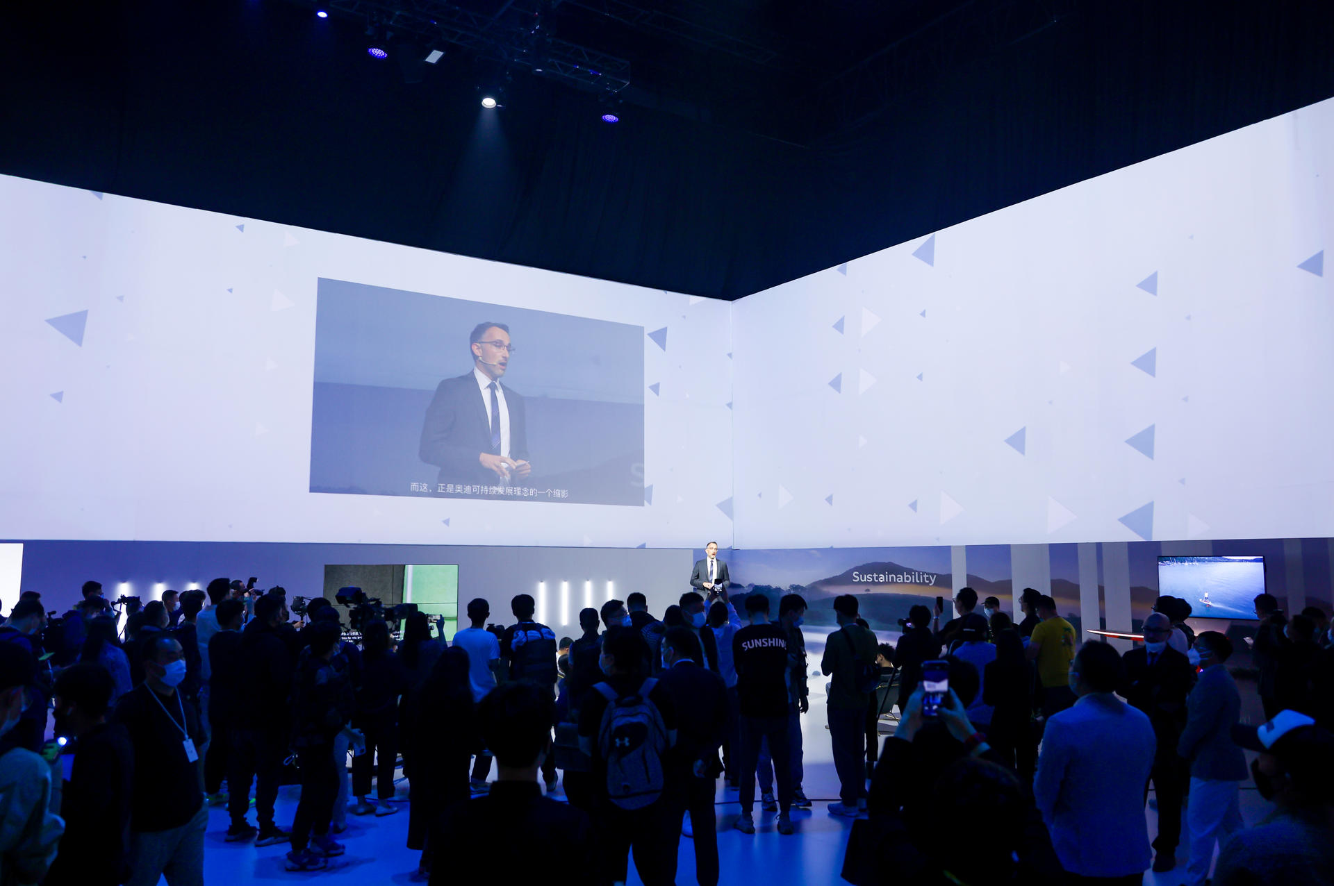 奧迪未來盛典活動策劃在廣州塔下打造了一個三重體驗空間 - 第16張 - 會展活動策劃CCASY.COM 奧迪未來盛典活動策劃在廣州塔下打造了一個三重體驗空間 - 第16張