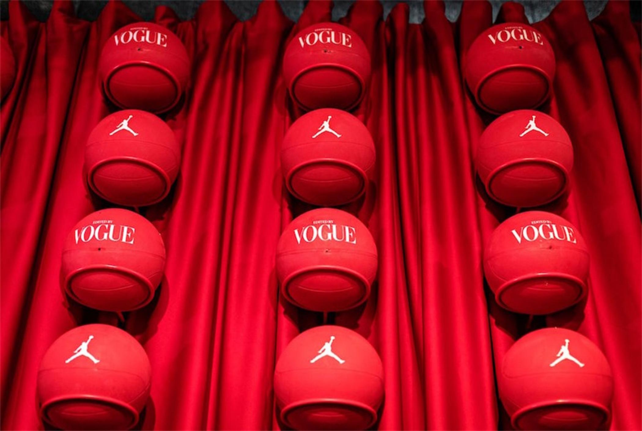 喬丹品牌X《時尚》聯(lián)名款快閃活動策劃深受超級粉絲的喜愛 - 第6張 - 會展活動策劃CCASY.COM 喬丹品牌X《時尚》聯(lián)名款快閃活動策劃深受超級粉絲的喜愛 - 第6張