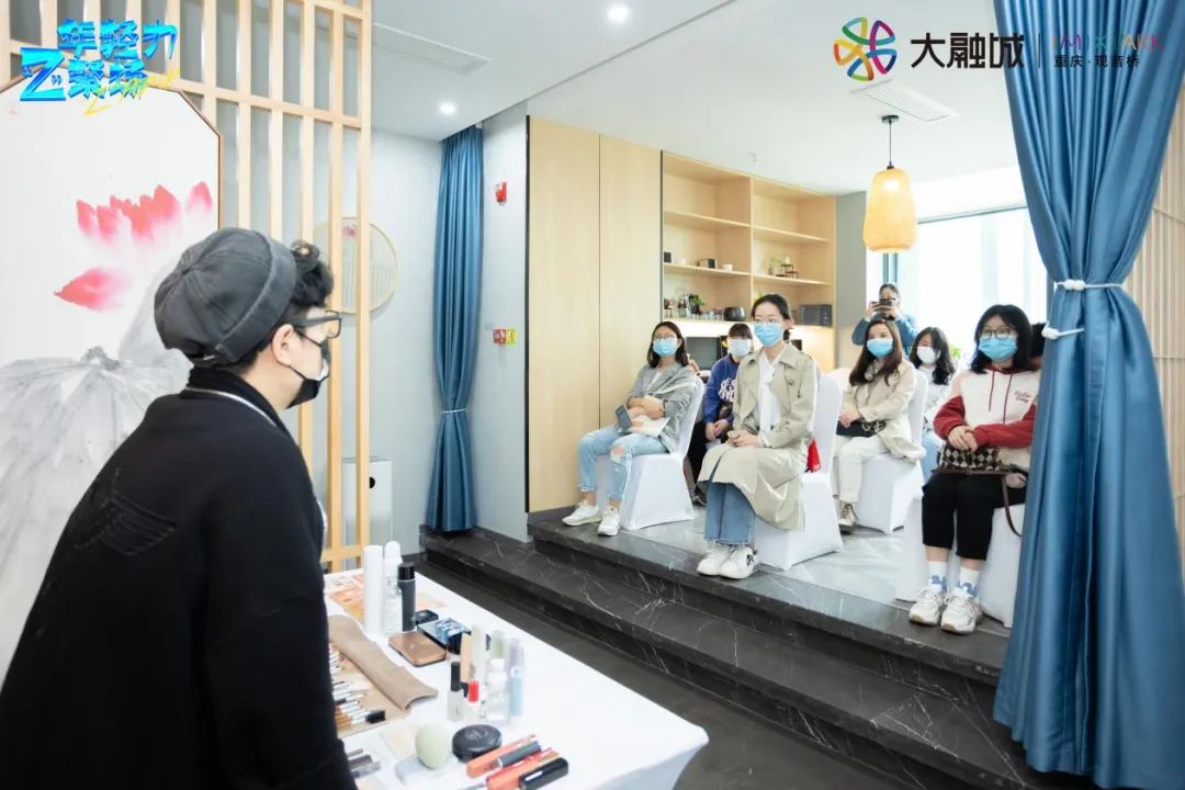 「年輕力Z聚場」主題美陳展覽活動策劃也能這般搞怪潮流 - 第12張 - 會展活動策劃CCASY.COM 「年輕力Z聚場」主題美陳展覽活動策劃也能這般搞怪潮流 - 第12張