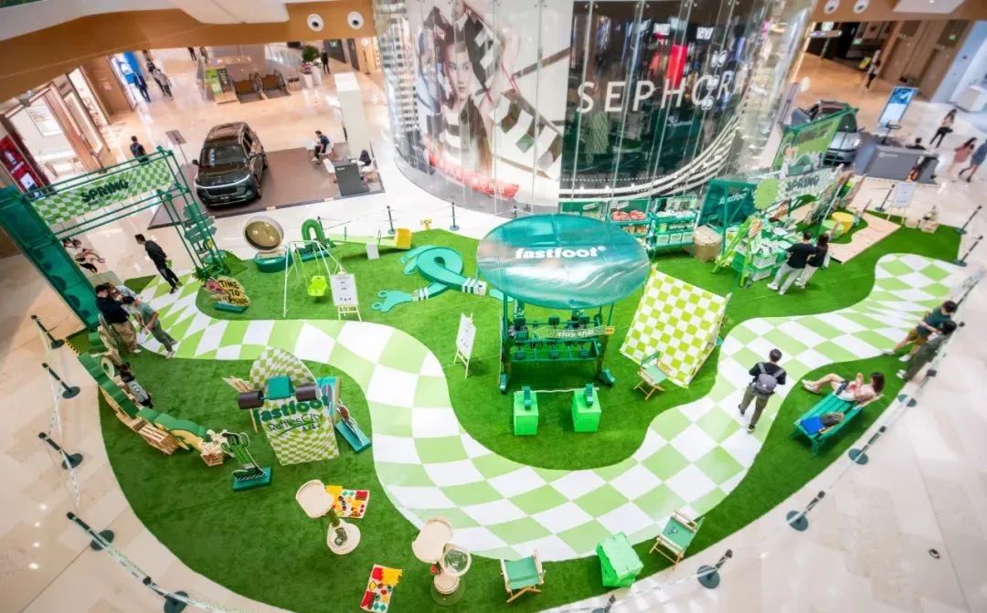 野孩子基地快閃店活動策劃話題營銷占據(jù)了極高的熱度 - 第3張 - 會展活動策劃CCASY.COM 野孩子基地快閃店活動策劃話題營銷占據(jù)了極高的熱度 - 第3張