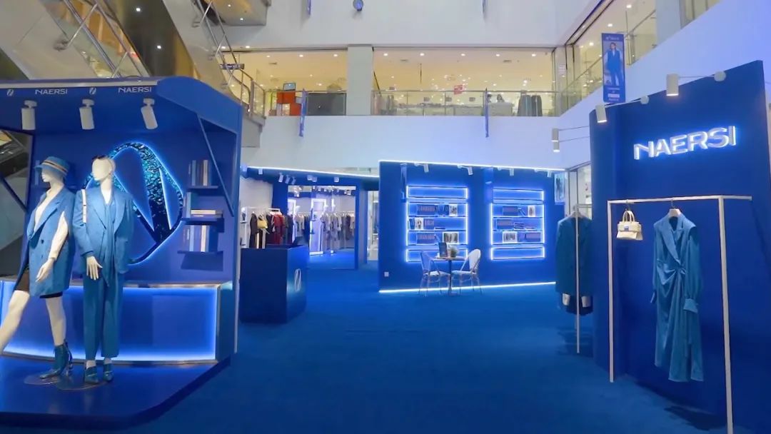 25°真我時光快閃店活動策劃的設計靈感源自“書寫真我” - 第8張 - 會展活動策劃CCASY.COM 25°真我時光快閃店活動策劃的設計靈感源自“書寫真我” - 第8張