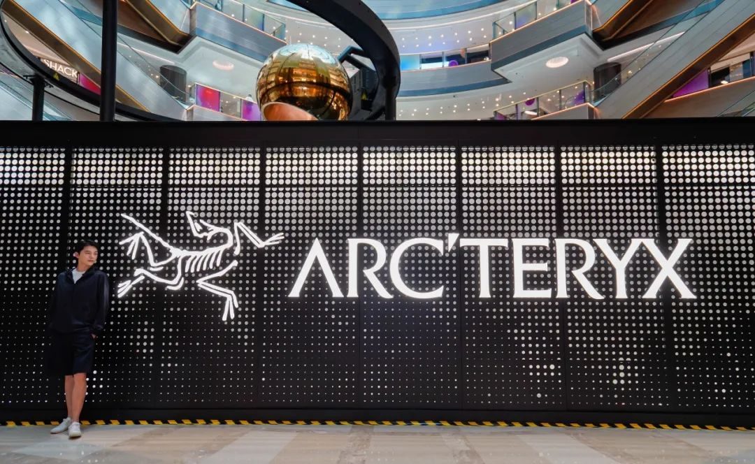 REBIRD煥然新“申”快閃活動策劃在摩登潮流地標(biāo)打造未來感的自然之境 - 第2張 - 會展活動策劃CCASY.COM REBIRD煥然新“申”快閃活動策劃在摩登潮流地標(biāo)打造未來感的自然之境 - 第2張