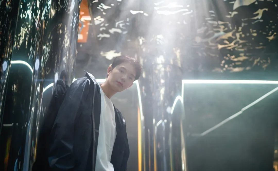 REBIRD煥然新“申”快閃活動策劃在摩登潮流地標(biāo)打造未來感的自然之境 - 第4張 - 會展活動策劃CCASY.COM REBIRD煥然新“申”快閃活動策劃在摩登潮流地標(biāo)打造未來感的自然之境 - 第4張