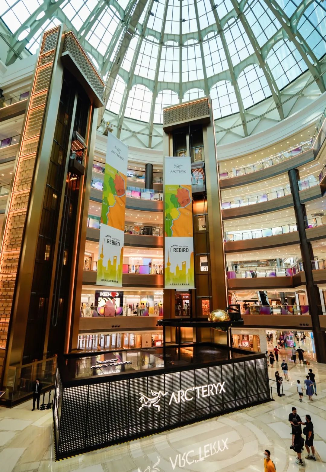 REBIRD煥然新“申”快閃活動策劃在摩登潮流地標(biāo)打造未來感的自然之境 - 第1張 - 會展活動策劃CCASY.COM REBIRD煥然新“申”快閃活動策劃在摩登潮流地標(biāo)打造未來感的自然之境 - 第1張