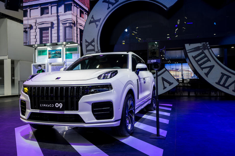 領(lǐng)克車展活動策劃以“都市游樂場”為主題設(shè)置的都市人打卡之地 - 第11張 - 會展活動策劃CCASY.COM 領(lǐng)克車展活動策劃以“都市游樂場”為主題設(shè)置的都市人打卡之地 - 第11張