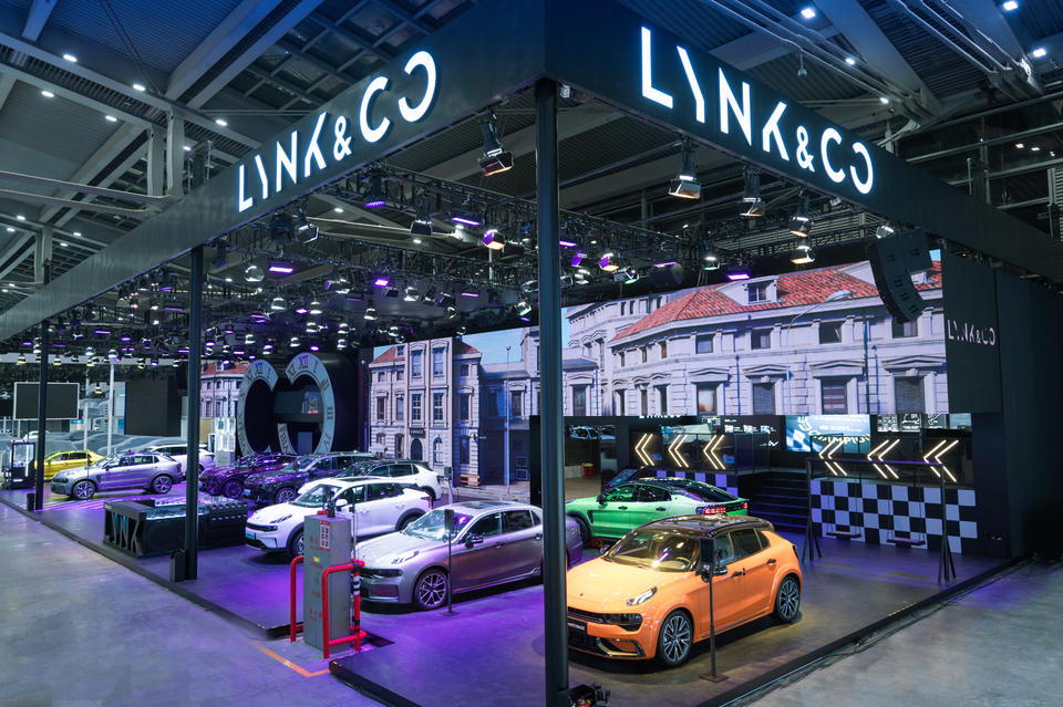 領(lǐng)克車展活動策劃以“都市游樂場”為主題設(shè)置的都市人打卡之地 - 第12張 - 會展活動策劃CCASY.COM 領(lǐng)克車展活動策劃以“都市游樂場”為主題設(shè)置的都市人打卡之地 - 第12張