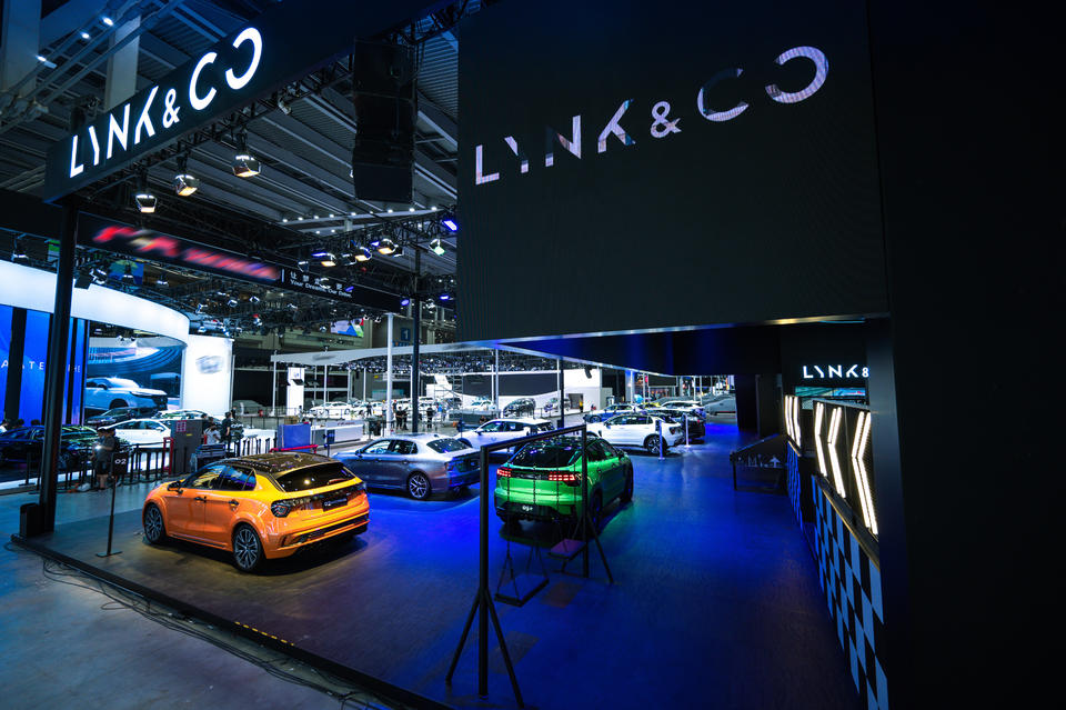 領(lǐng)克車展活動策劃以“都市游樂場”為主題設(shè)置的都市人打卡之地 - 第20張 - 會展活動策劃CCASY.COM 領(lǐng)克車展活動策劃以“都市游樂場”為主題設(shè)置的都市人打卡之地 - 第20張